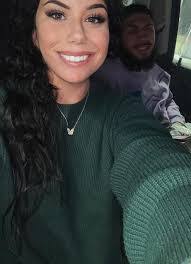 Polly Rector's Instagram, Twitter & Facebook