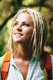 How To Make Dreadlocks With Short Hair At Home Dreadlocks Today 45 Hairstyles For Creative Ones Lovehairstyles Short Hair Dreadlocks Dreadlock Hairstyles Dreads Short Hair