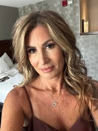 Laura Lisa's Instagram, Twitter & Facebook