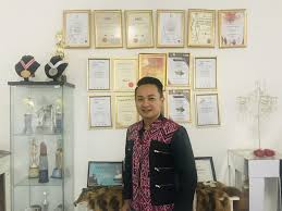 Perniaga online berdaftar ssm no.pendaftaran. Sarawakian Designer S Passion For Pua Kumbu Pays Off Big Time Free Malaysia Today Fmt