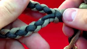 How to round braid 4 strands. Paracordist How To Make A Four Strand Round Braid Loop W 4 Strands Out Youtube