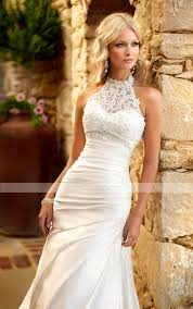 Grab yourself an effortlessly elegant halterneck dress for the wardrobe staple that can take you from day to night with ease! Wedding Hairstyles Halter Wedding Dress Hairstyles