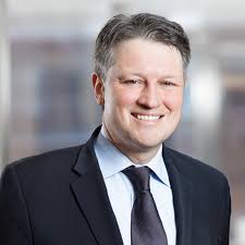 Richard D Simonds Jr, Global