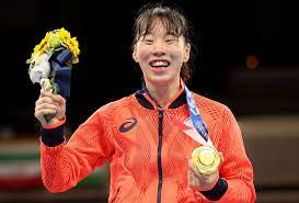 Sena irie wins japan's first gold medal in women's boxing, defeating world champion nesthy petecio of the philippines. Ulrgy3uzi1br1m