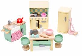 Encuentra cocinas en miniatura para tu casita al mejor precio. Le Toy Van Me059 Daisylane Set De Cocina 1 12 Para La Madera Casa Munecas Compra Online En Ebay