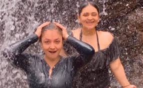 Pooja Bhatt And Bebika Dhurve Reunite Outside Bigg Boss House. See Pics