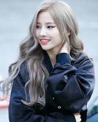 Miyeon, minnie, soojin, soyeon, yuqi, and shuhua. G Idle Asian Beauty Celebrities G I Dle