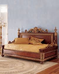 كنب على شكل سرير روائع الديكورات