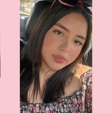 Hello, can anyone make me something similar to this for tomorrow. Please  drop prices as well. Located in Fort Worth. It's for a graduation.