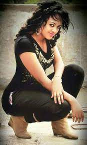 2 (mus) noti ya kwanza ya skeli ya kawaida. Braytonofficiallove January 2017