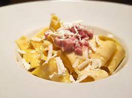 Pappardelle Al Tartufo Alta Cucina Salsa Di Limone Cibo Gourmet Cibo Etnico