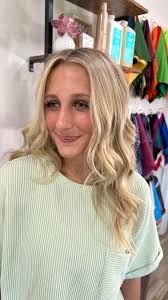 Took this new client from traditional highlight to dimensional, blonder and  lived in✨ . #livedinhair #blonde #montbelvieu #montbelvieuhairstylist