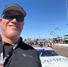 Alicia Roque's Instagram, Twitter & Facebook