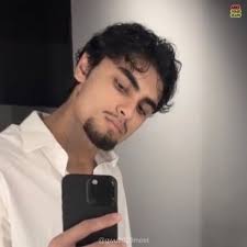 Hey hey! I'm Daanish Aziz Qureshi, born and raised in Northern Virginia.  I'll be