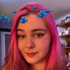 Lorraine Owens's Instagram, Twitter & Facebook