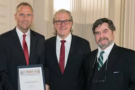 We are proud that numerous renowned customers already trust our solutions and. Bankhaus Jungholz Erhielt Premium Pradikat Reutte