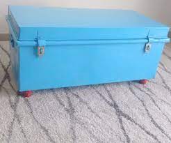 Second, sand and paint the body of the chest. Turn Your Metal Trunk Into A Coffee Table 4 Steps Instructables