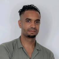 Vanessa BUI Email & Phone Number