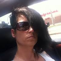 Lee Almeida's Instagram, Twitter & Facebook