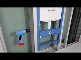 Mise en place d'une ossature autour du châssis. Film De Montage Pose Encastree Bati Support Duofix Geberit Youtube