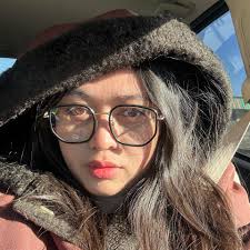 Replacing paper towels and toilet paper with homemade or natural  alternatives. What do you use for gross mishaps? What alternatives to  toilet paper work well with hard well water?