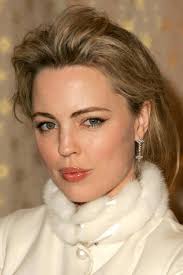 The daughter of pamela, a nurse, and glenn george, a construction worker, melissa initially expressed interest in various forms of dance rather than acting. Melissa George Movies Age Biography