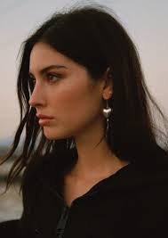 Fan Casting Cameron Boyer as Gracie Abrams in Actor and Actress who should  play Siblings