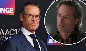 Guy Pearce cheekily comments