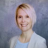 30+ "Roxanne Farrow" profiles