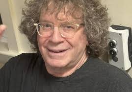 Vanessa Silberman's Instagram, Twitter & Facebook