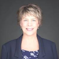 Lisa Udell's Instagram, Twitter & Facebook