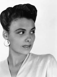 Happy Birthday to Lena Headey!