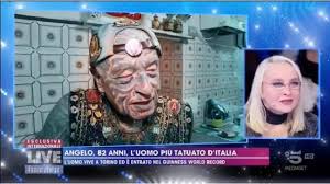 In realtà piovano, noto fisarmonicista e compositore. Live Non E La D Urso Diretta 9 Dicembre Con Barbara D Urso Su Canale 5