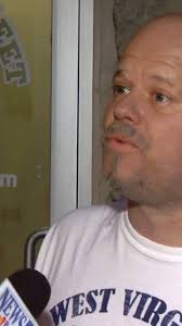 Musicians donate time to raise money for man in need of kidney