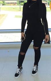 Baddie Black And White Vans Outfit Pin By Michelle Guillen On Fits White Vans Outfit Black Vans Outfit Cute Outfits With Leggings