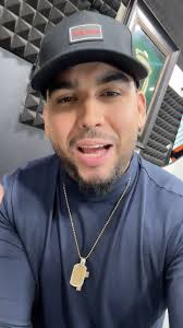 Yo no puedo más… ayúdame a poner un caption, qué dolor 😓👇🏻👇🏻👇🏻  @eltorterord