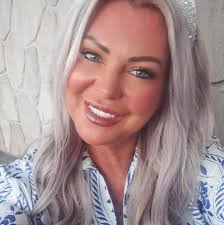 Travelling for 1 day in dubai, where is the best place to go with a 5 years  old. Going out around 1pm to 8pm. Thanks in advance.