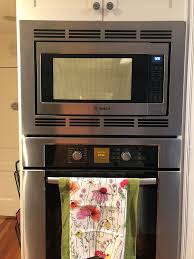The bosch sideopening door is a sleek design upgrade that makes your kitchen more ergonomic and easy to use. Bosch Hmb5050 01 Microwave Door Not Popping All The Time Applianceblog Repair Forums