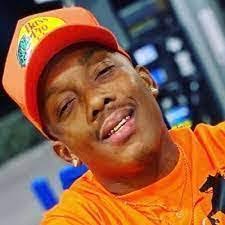 Edward Lighteard's Instagram, Twitter & Facebook