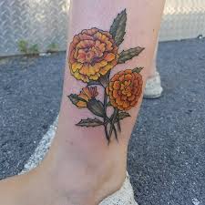 Oktober Geburts Blumen Tatowierungen 19 Ringelblumen Tattoo Ideen Fur Jeden Mit Flower Tattoos In 2020 Birth Flower Tattoos Marigold Tattoo Birth Flowers
