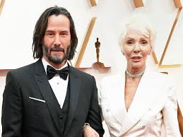 This group was created to unite all admirers of the most talented and unique hollywood actor mister keanu charles reeves. Keanu Reeves Brought His Mom To The Oscars And People Are Loving It