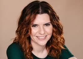 Miriam Farley's Instagram, Twitter & Facebook