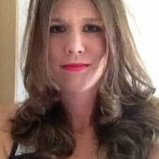 Jenelle Larson's Instagram, Twitter & Facebook