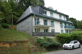 Prendre soin de ses genoux : Locations Pour Cure Sur Capvern Studio Appartement Et Maison