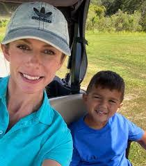 Heidi Fromm's Instagram, Twitter & Facebook