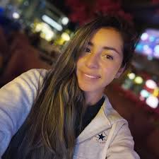 ✨ La noche de anoche… Risas, música y momentos que se quedan en el corazón.  A veces no hay que contar todo, basta con sentirlo. 💫 . . . . .  #nightphotography #