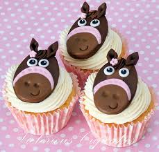 Teddy And Horse Cupcakes 0279 By Victorious Cupcakes Via Flickr Lol Lavender Color For Lacey Please Horse Cupcake Horse Birthday Cake Horse Cake