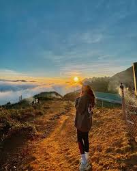 Những địa điểm săn mây ở Yên Bái để ôm trọn biển mây vào lòng