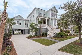 Jacksonbuilt Custom Homes Daniel Island Sc Custom Home Builder News Events Beach House Plans Island House Garage Guest House