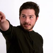 ⚠️DIEGO COSSIO impartirá IMPROVISACIÓN⚠️ 🔴Les presentamos un poco de su  trayectoria, checa el video en el primer comentario 🔴 Ha estado en más de  40 montajes teatrales En el 2015 protagonizó con